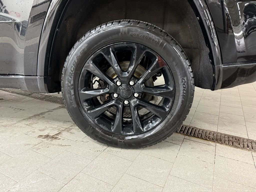 Used 2020 Jeep Grand Cherokee Altitude image 26