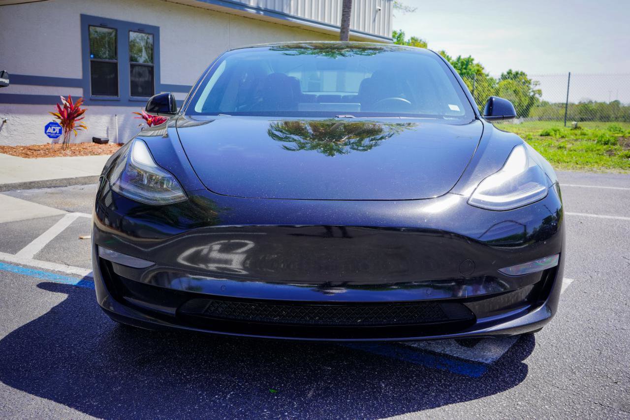 Used 2021 Tesla Model 3 Performance image 2