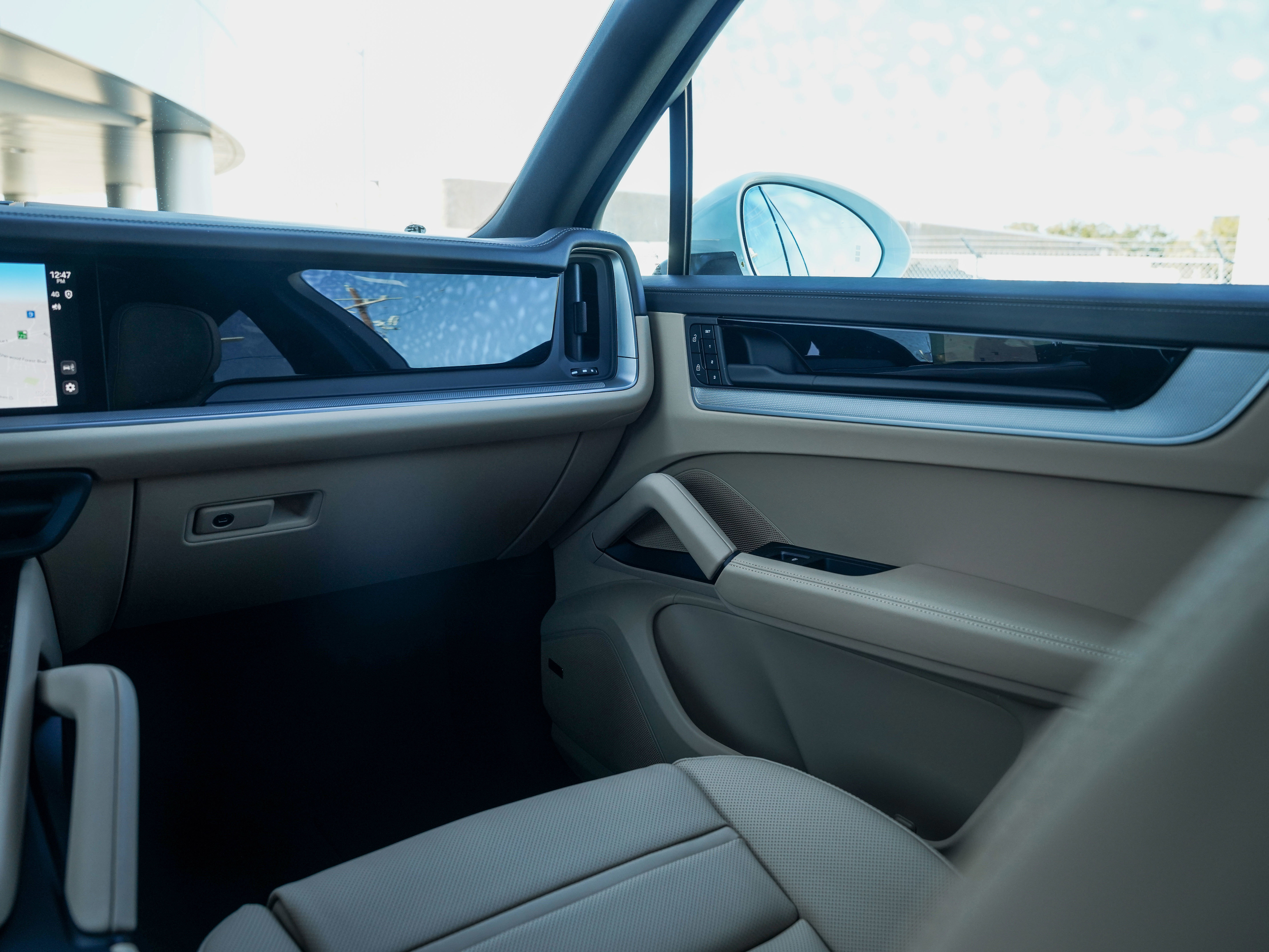 New 2026 Porsche Cayenne image 25