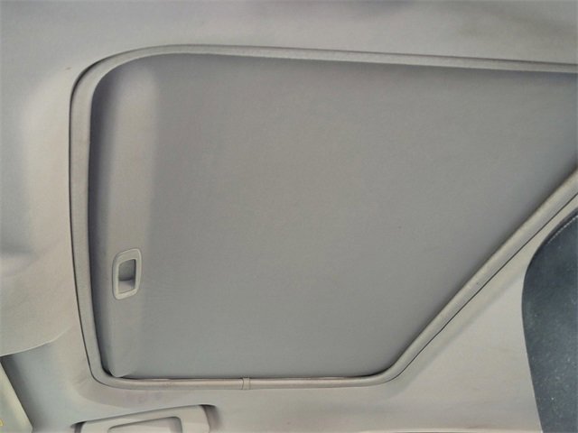 Used 2013 Toyota RAV4 XLE image 17