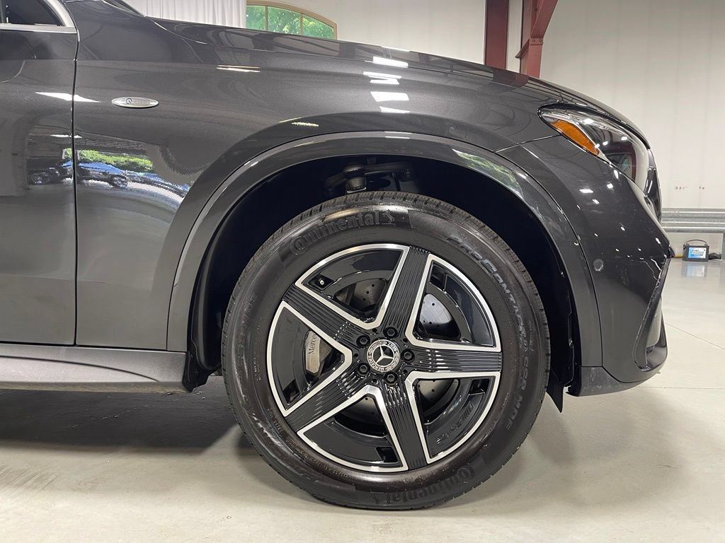 Used 2025 Mercedes-Benz GLC 350e 4MATIC image 16