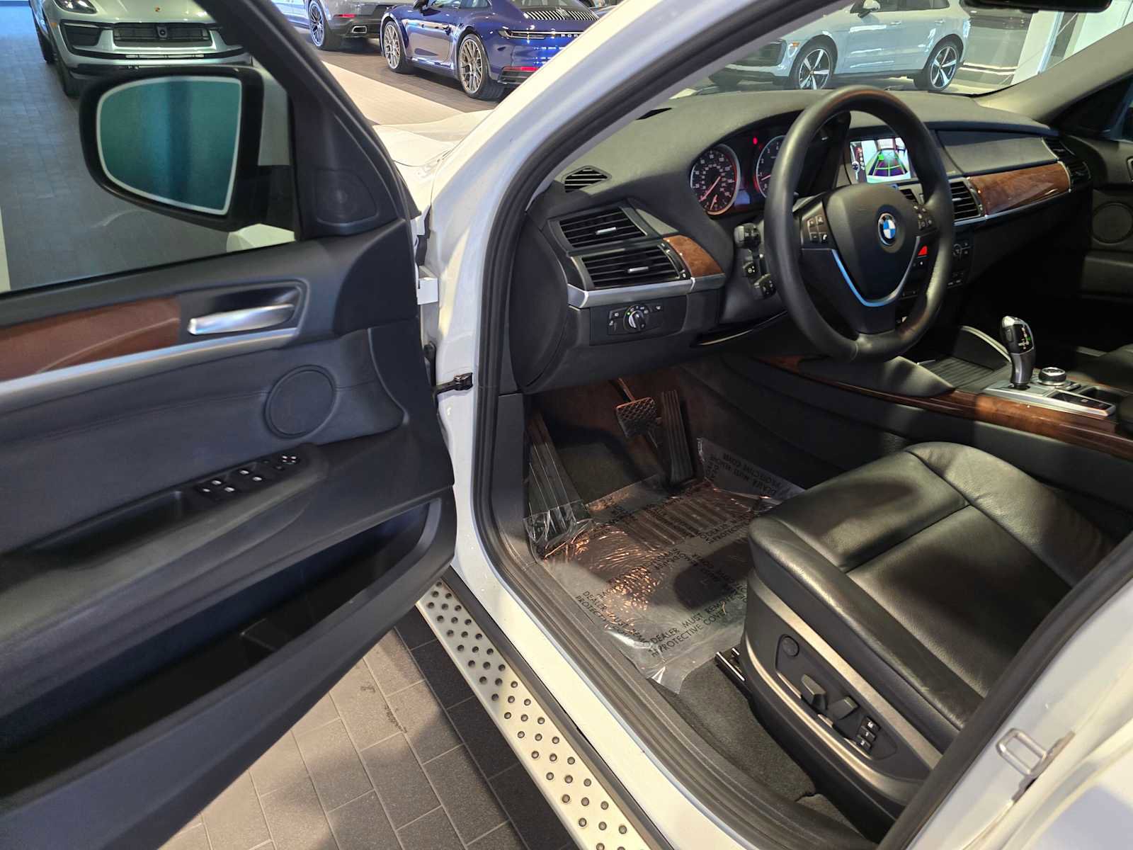 Used 2014 BMW X6 xDrive35i image 19