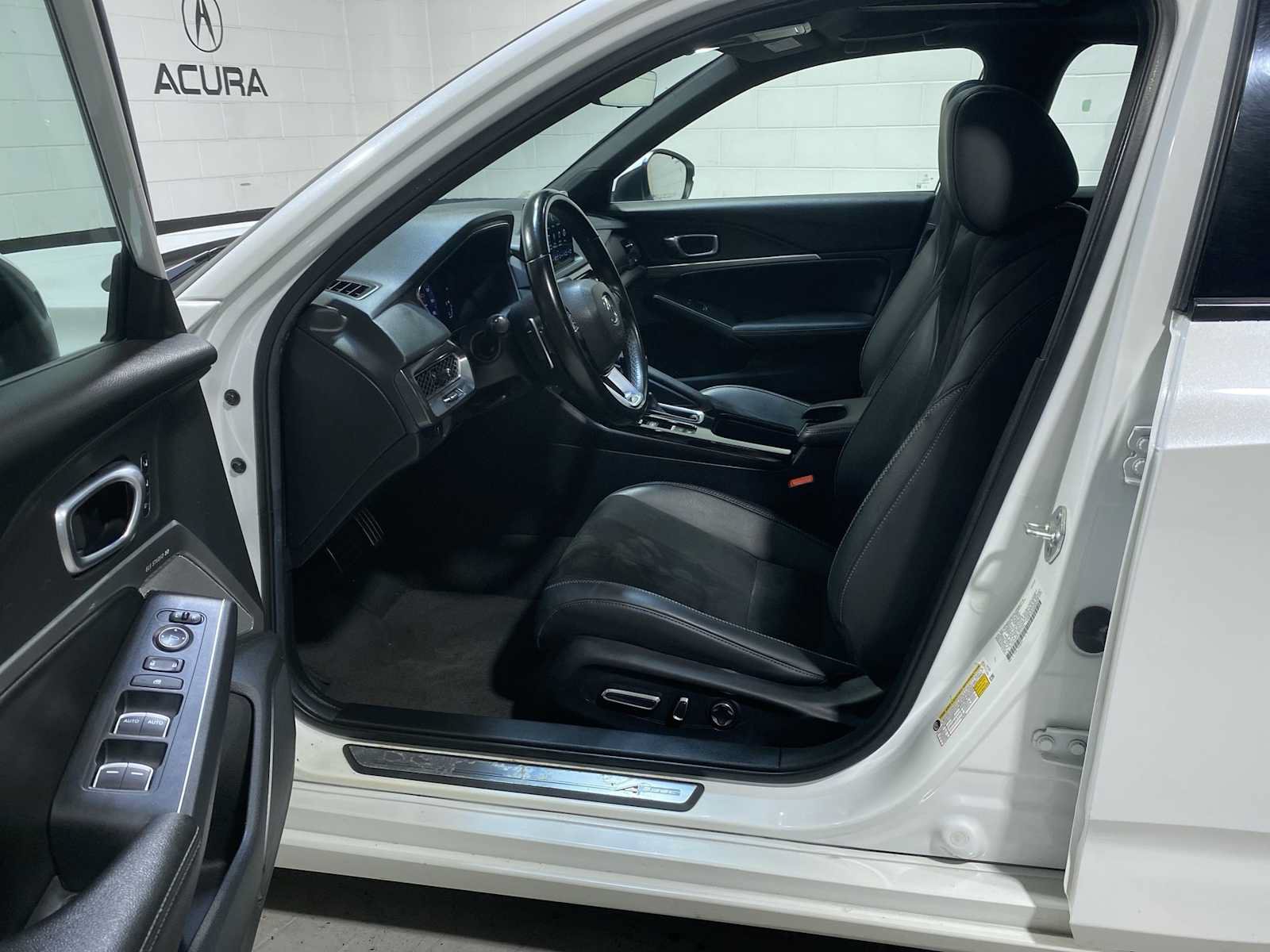 Used 2024 Acura Integra A-Spec FWD image 2