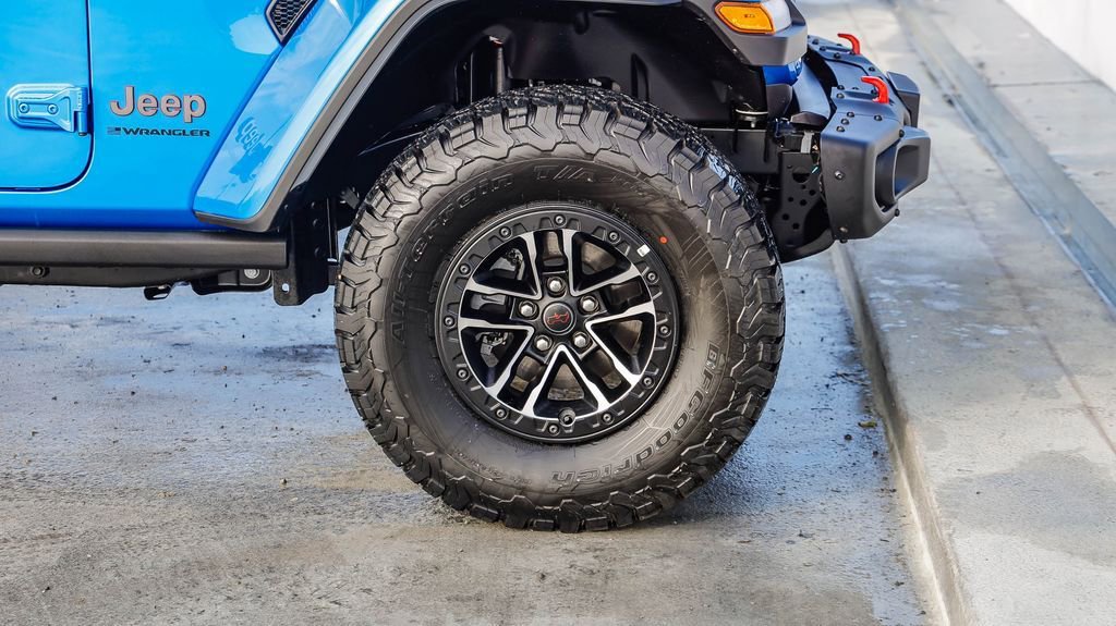 New 2025 Jeep Wrangler Unlimited Rubicon image 11