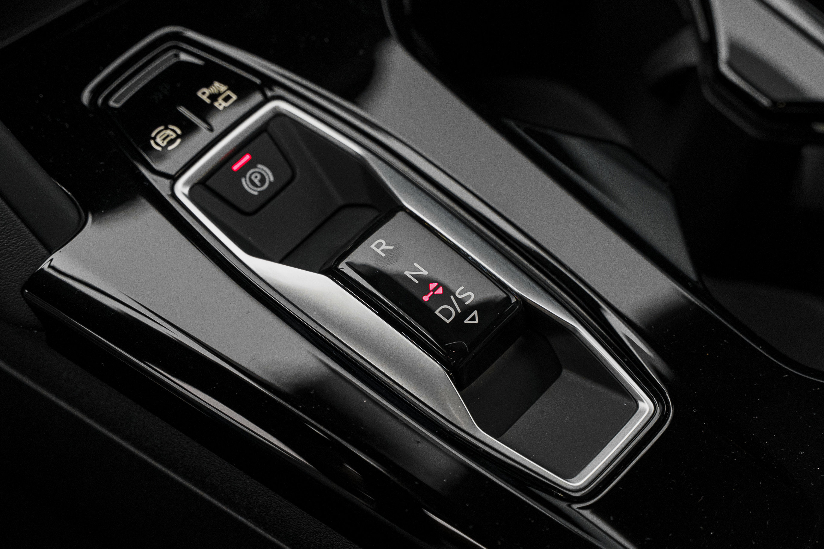 Certified 2025 Audi Q5 Premium Plus image 10