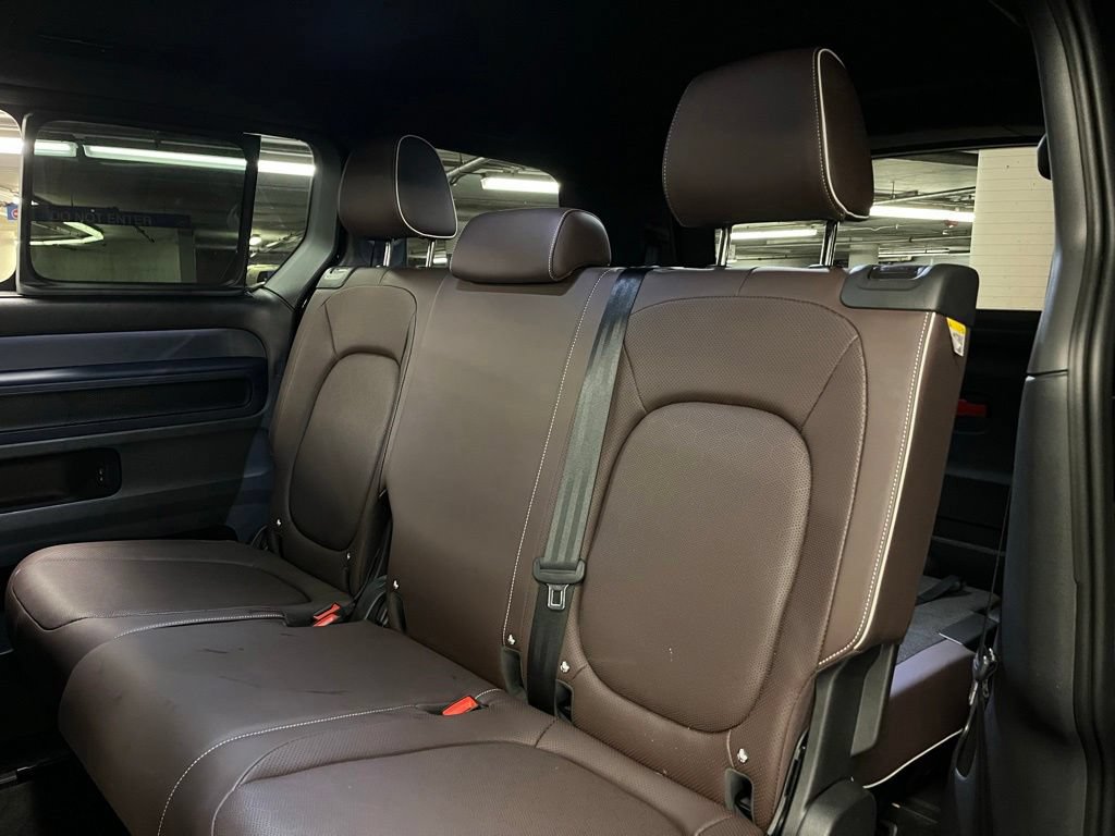 Certified 2025 Volkswagen ID. Buzz Pro S RWD image 20