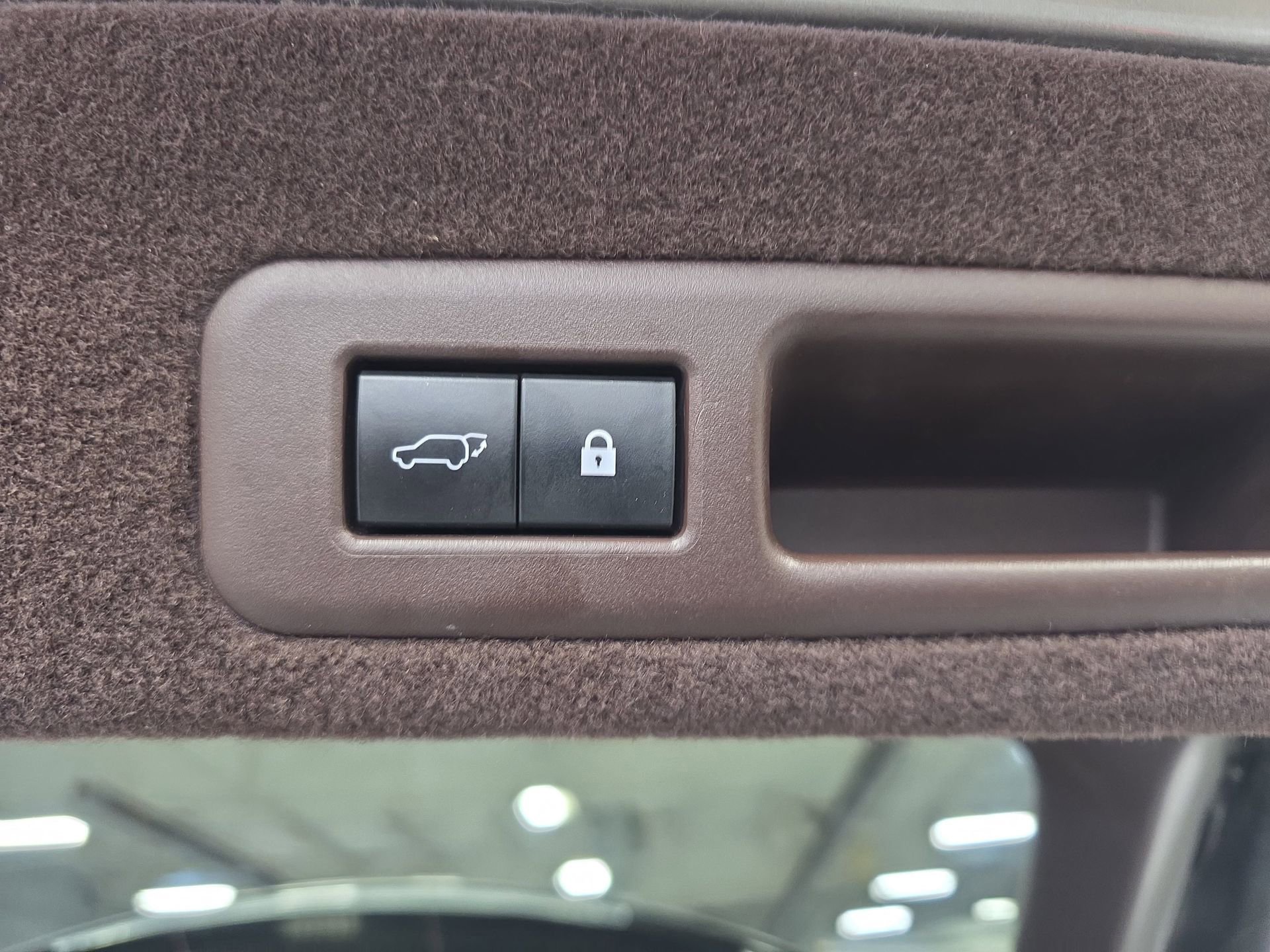 Used 2020 Lexus RX 450h AWD w/ Premium Package image 13