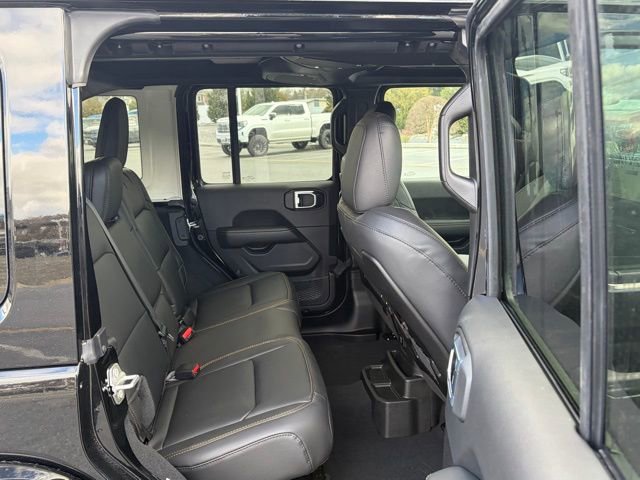 New 2026 Jeep Wrangler Unlimited Sahara AWD/4WD image 32