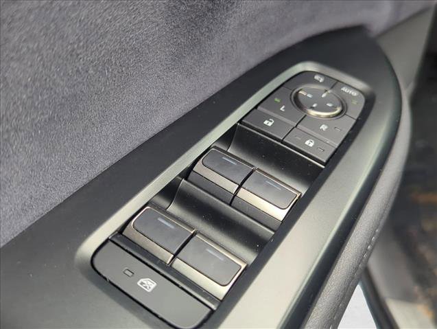 Used 2023 Lexus RZ 450e Premium w/ Accessory Package (Z1) image 8