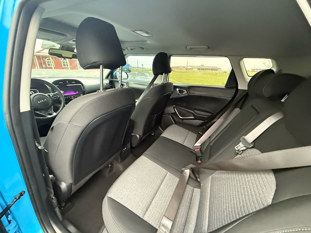 Used 2023 Kia Soul EX image 21