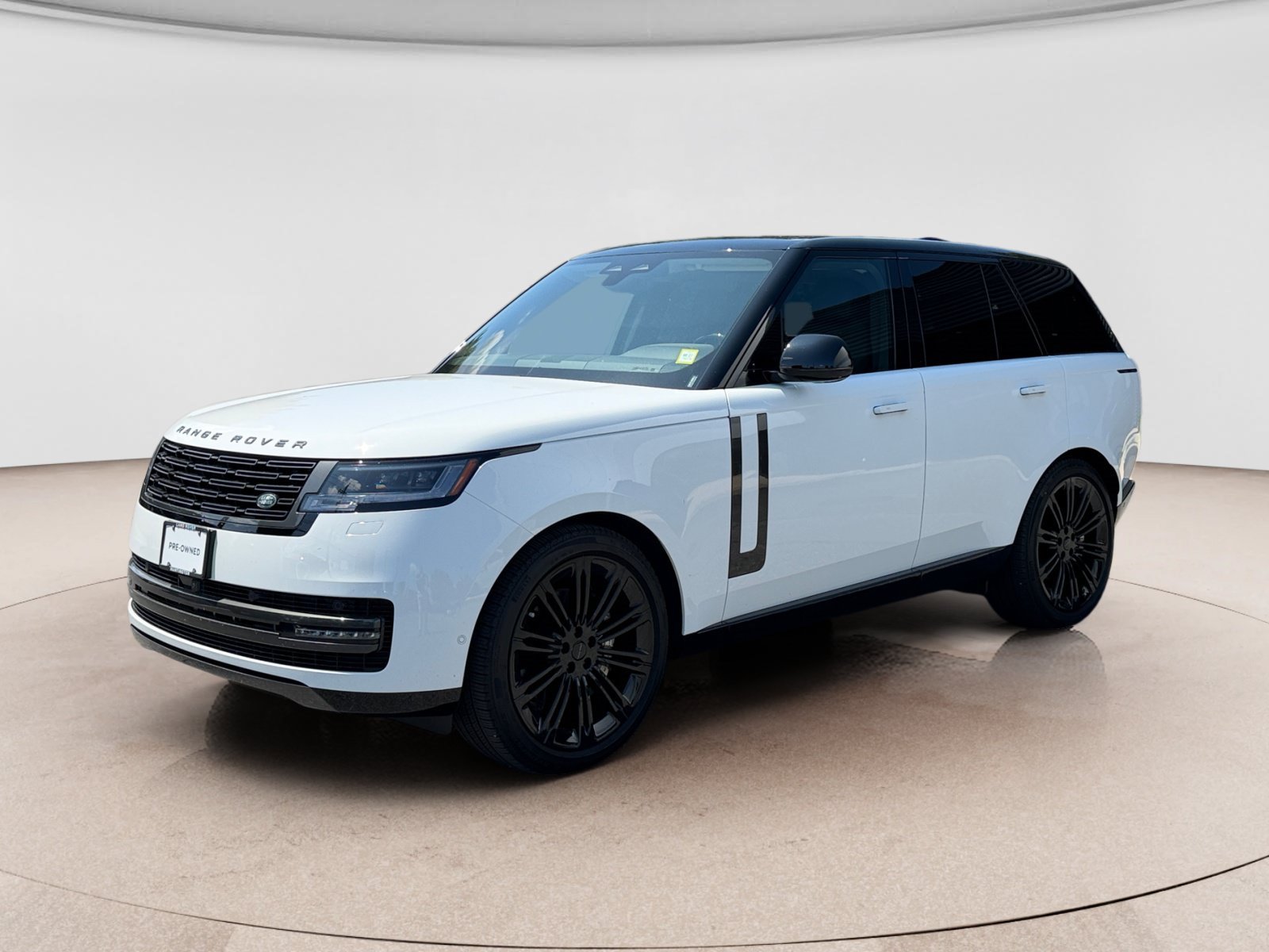 Used 2026 Land Rover Range Rover SE