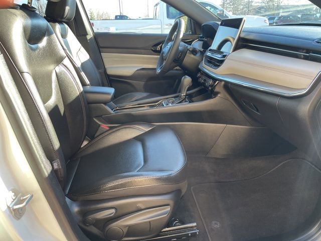 Used 2024 Jeep Compass Limited image 13