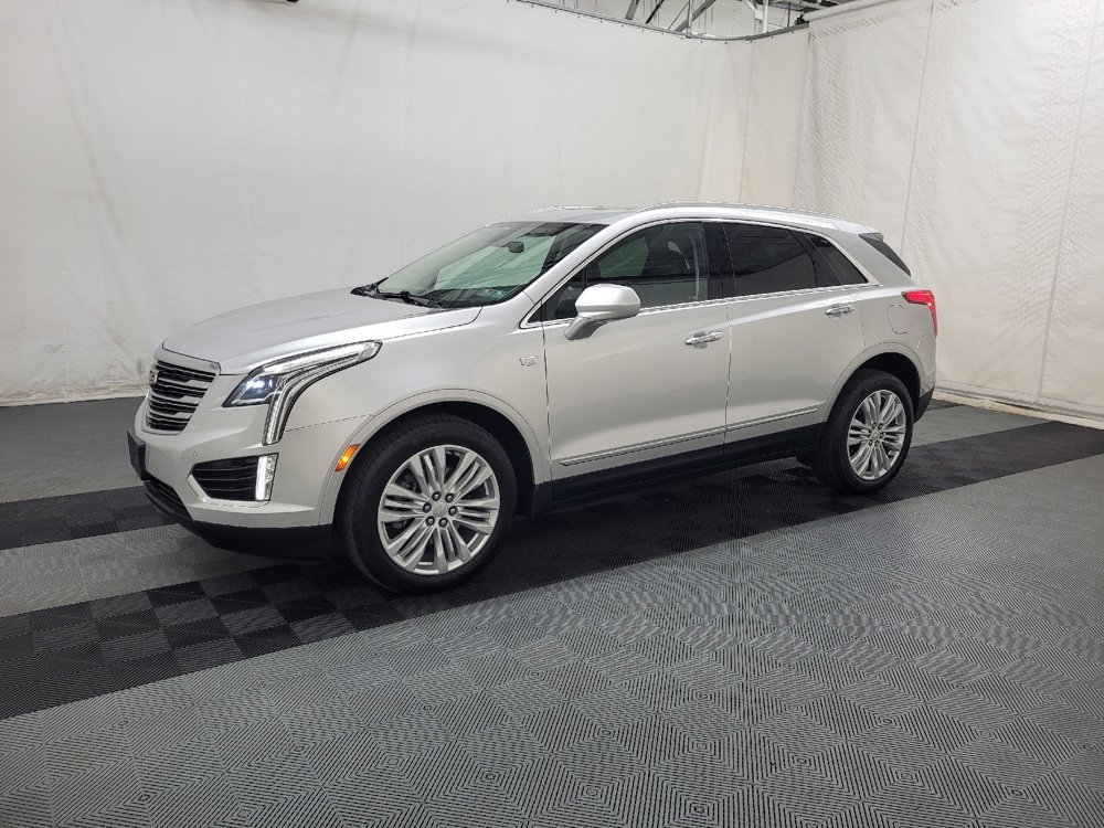 Used 2019 Cadillac XT5 Premium Luxury AWD/4WD image 2