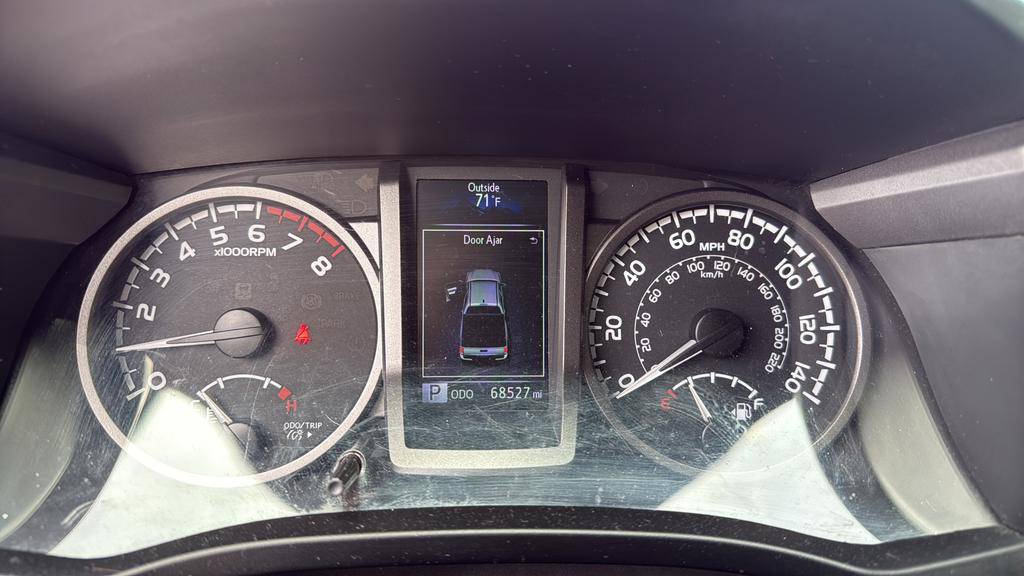 Used 2021 Toyota Tacoma 4x4 Double Cab image 18