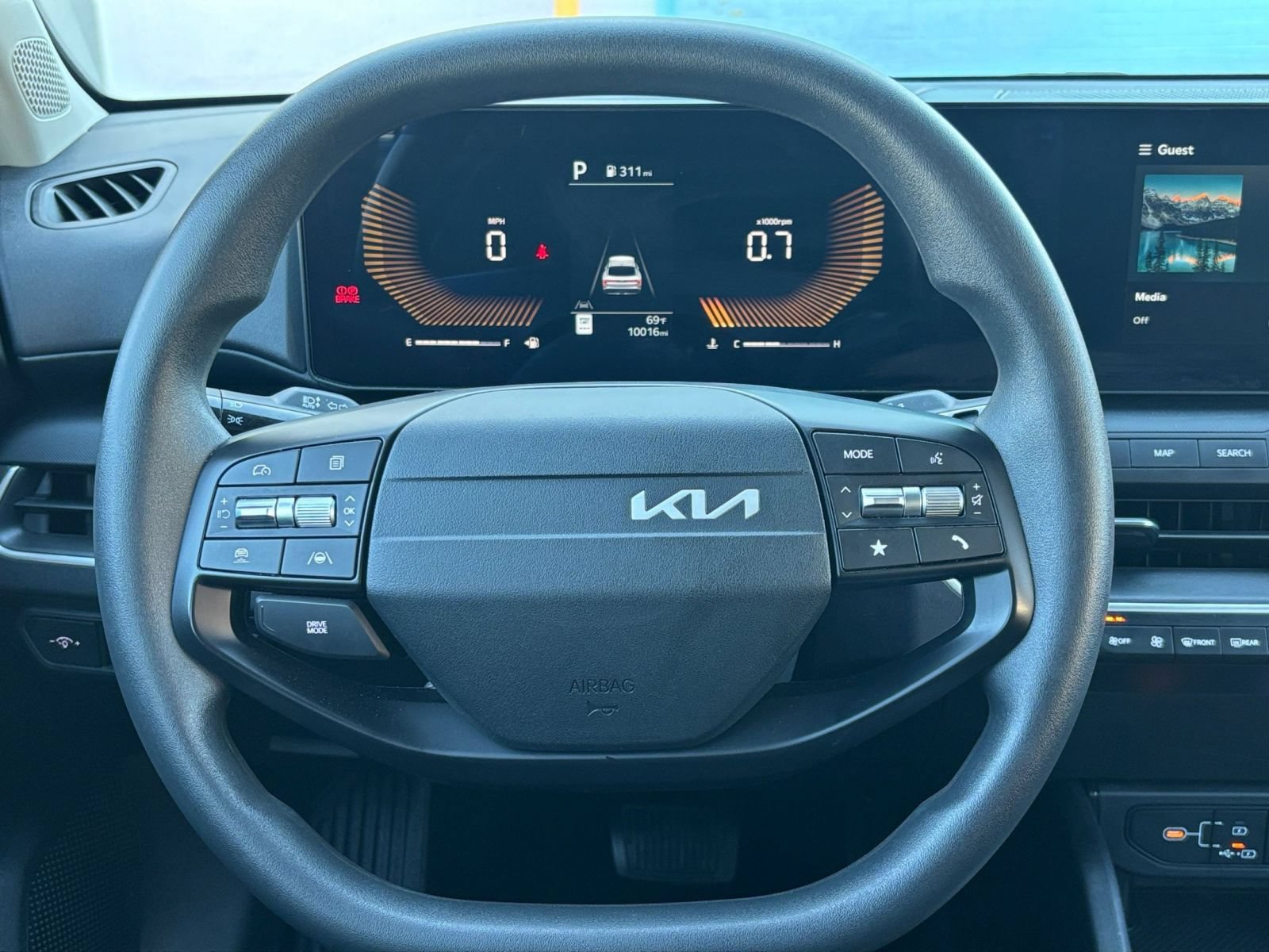 Used 2026 Kia K4 FWD image 24