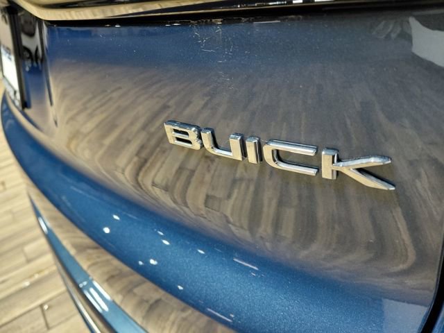 Used 2025 Buick Enclave Avenir w/ LPO, All-Weather Package image 22