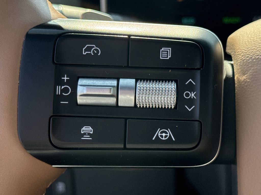 Used 2025 Hyundai Santa Fe Limited image 23