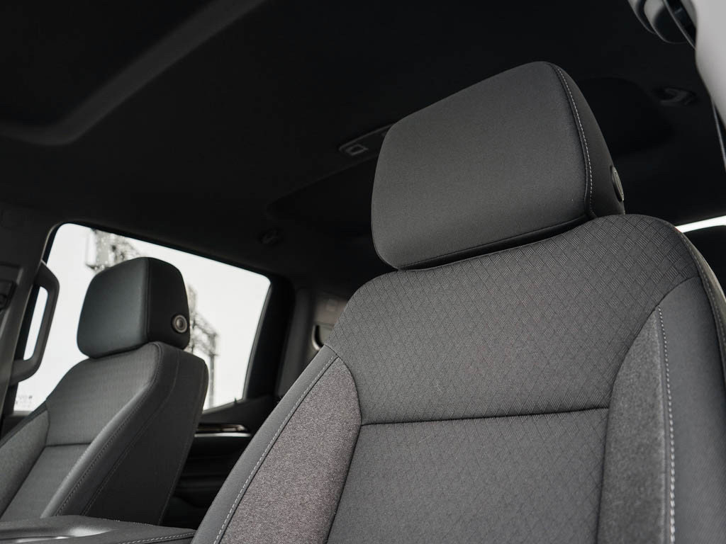 New 2026 GMC Sierra 1500 Elevation image 18