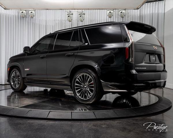 Used 2023 Cadillac Escalade V AWD/4WD image 11