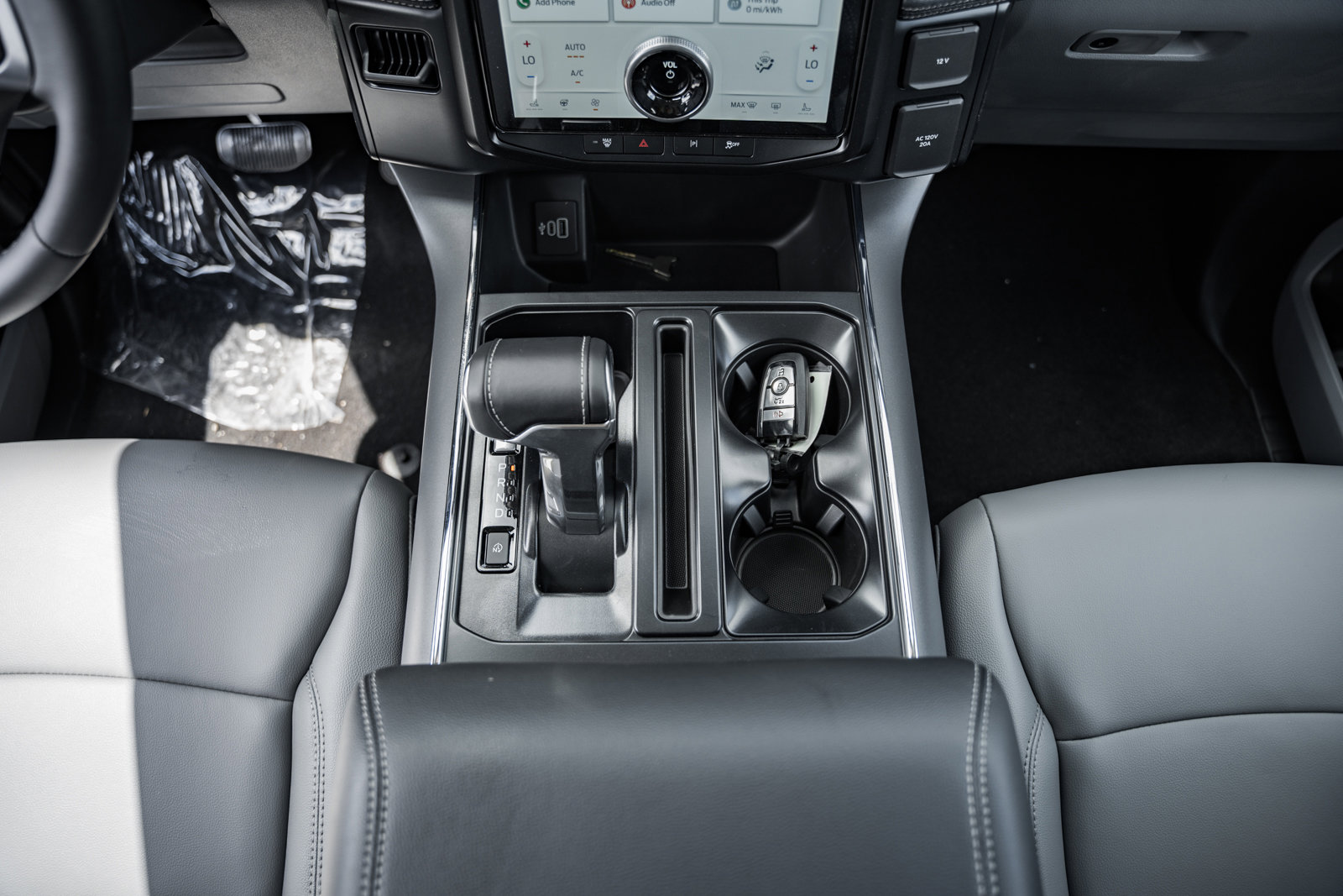 New 2025 Ford F150 Lightning Flash image 33