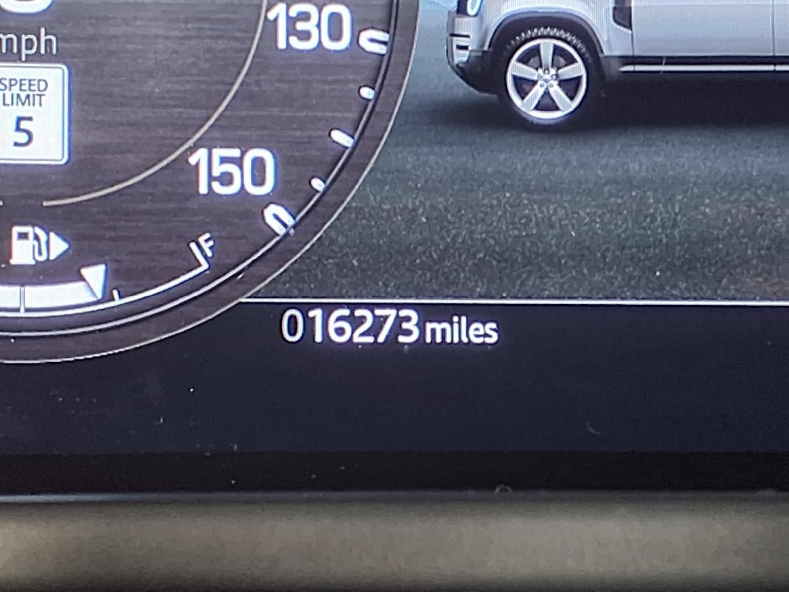Used 2024 Land Rover Defender 110 S AWD/4WD image 31