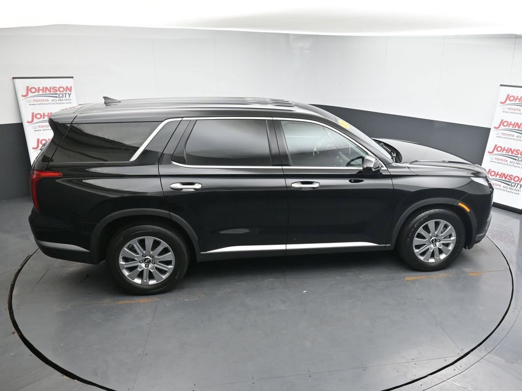Used 2023 Hyundai Palisade SE w/ Cargo Package image 36