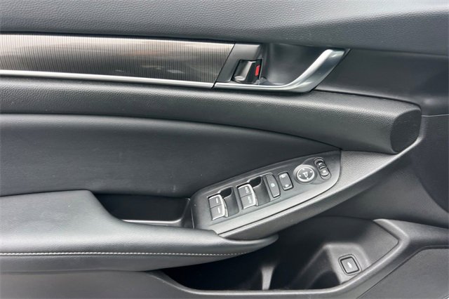 Used 2022 Honda Accord Sport image 11