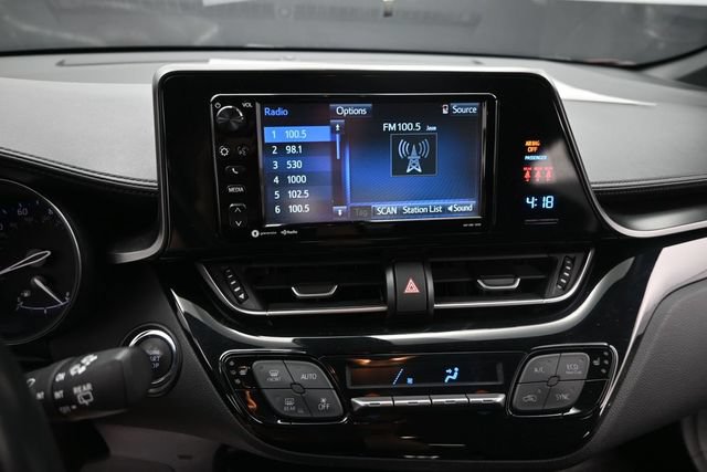Used 2018 Toyota C-HR XLE FWD image 32