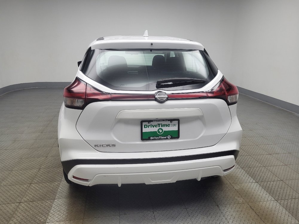 Used 2022 Nissan Kicks S image 6