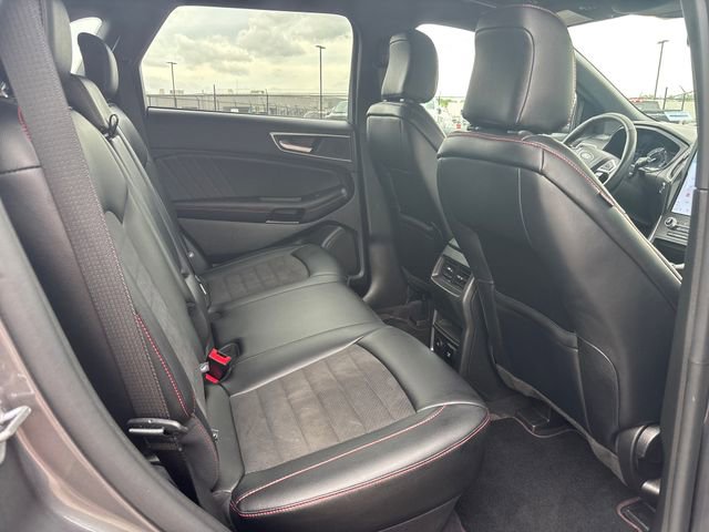 Certified 2024 Ford Edge ST-Line AWD/4WD image 11