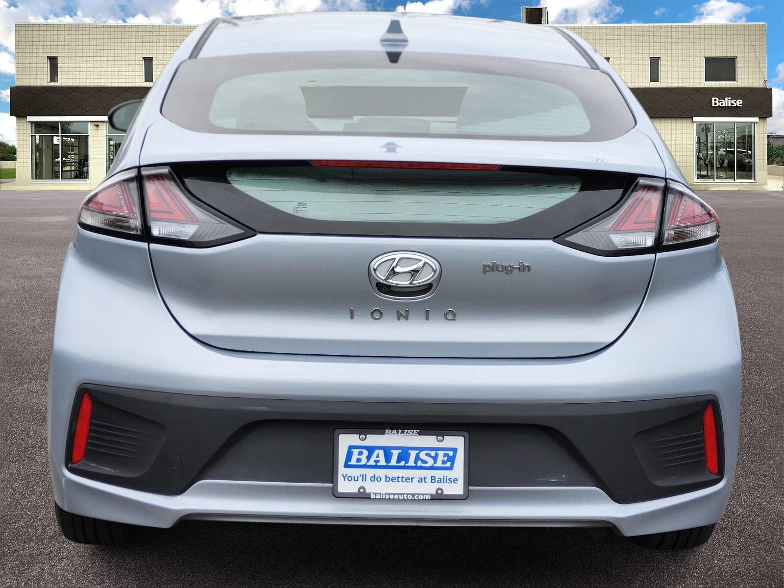 Used 2021 Hyundai Ioniq SE image 4