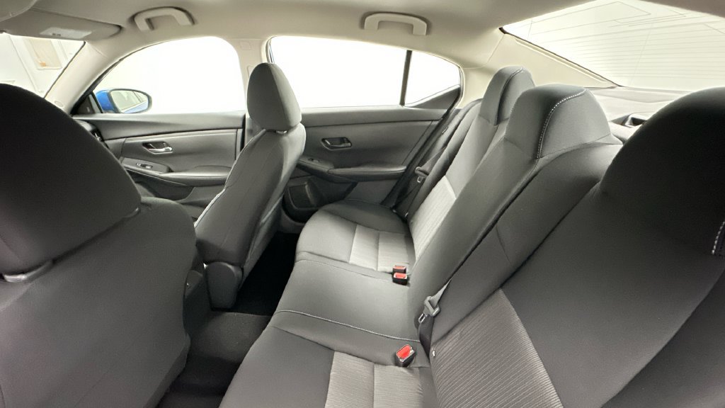 Used 2024 Nissan Sentra SV FWD image 10