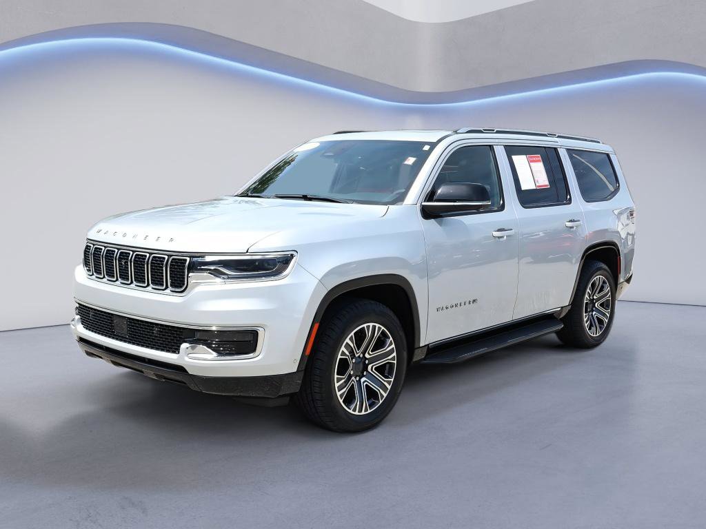 Used 2023 Jeep Wagoneer 4WD w/ Premium Group I image 2