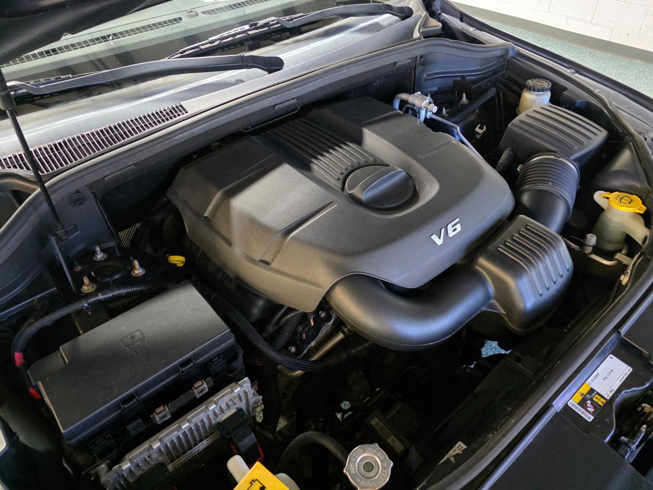 Used 2015 Jeep Grand Cherokee Limited AWD/4WD image 42