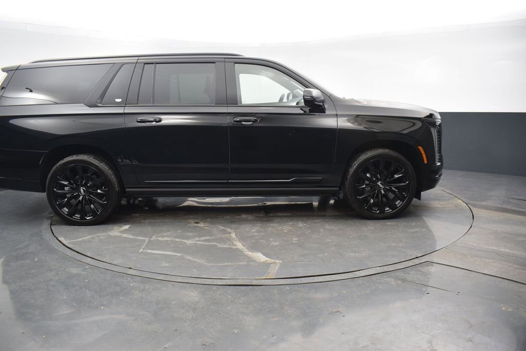 Certified 2026 Cadillac Escalade ESV Platinum Sport w/ LPO, ONYX Package image 7