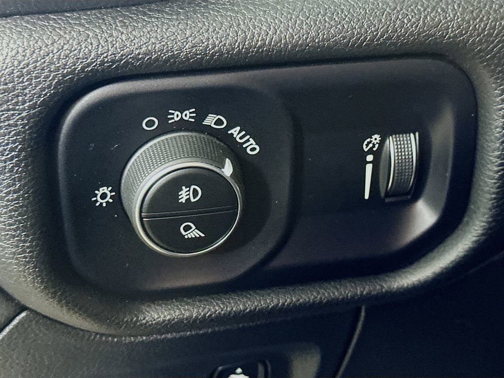 Used 2024 RAM 1500 Big Horn image 21