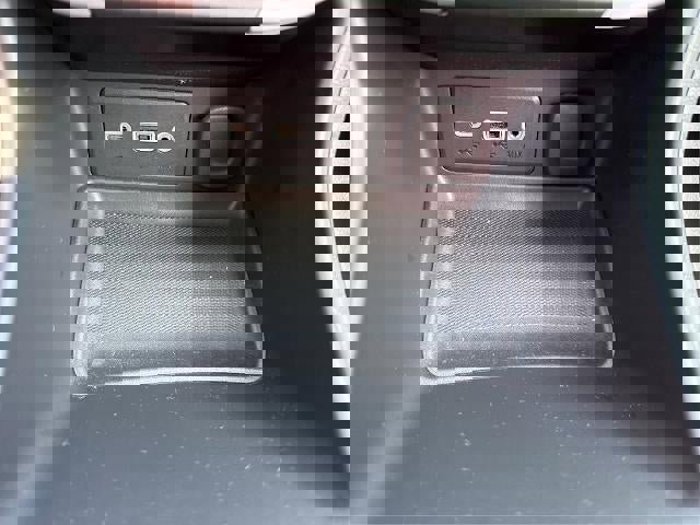 Certified 2023 GMC Terrain SLE w/ Driver Convenience Package image 19