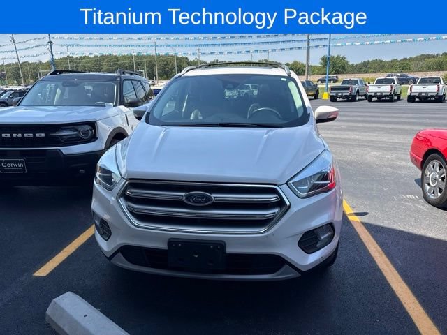 Used 2017 Ford Escape Titanium w/ Equipment Group 301A AWD/4WD image 2