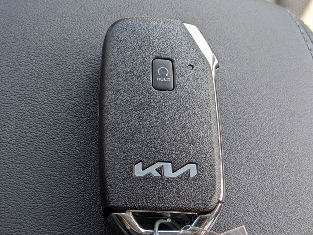 Used 2024 Kia Seltos SX image 31