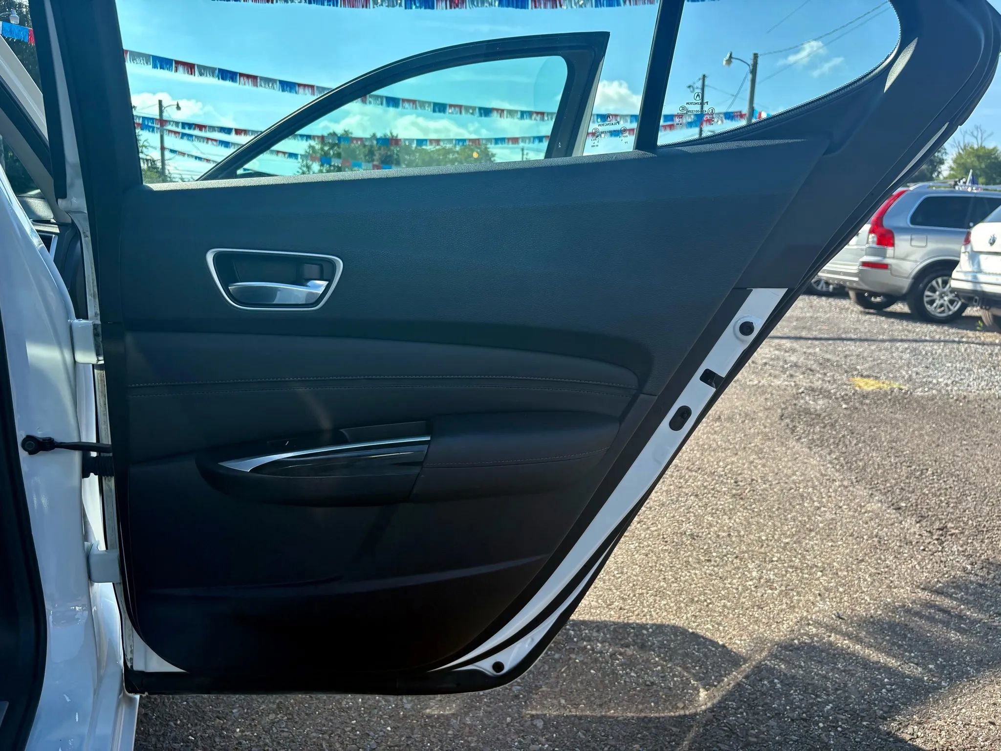 Used 2018 Acura TLX image 13