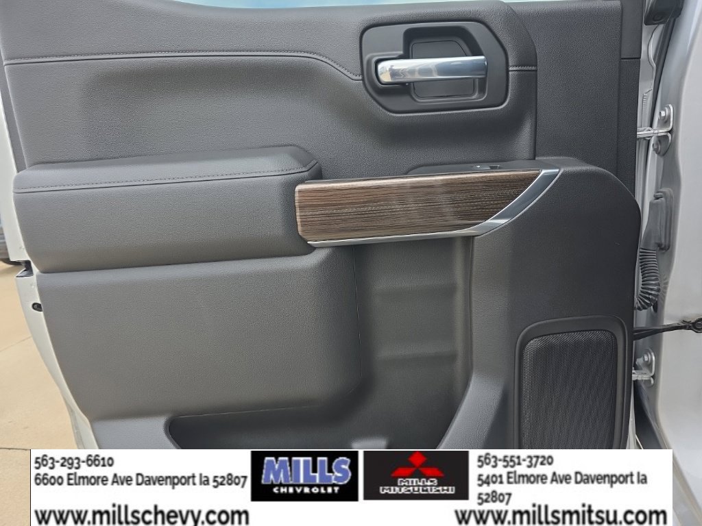 Used 2022 Chevrolet Silverado 1500 LT Trail Boss w/ Bed Protection Package AWD/4WD image 18