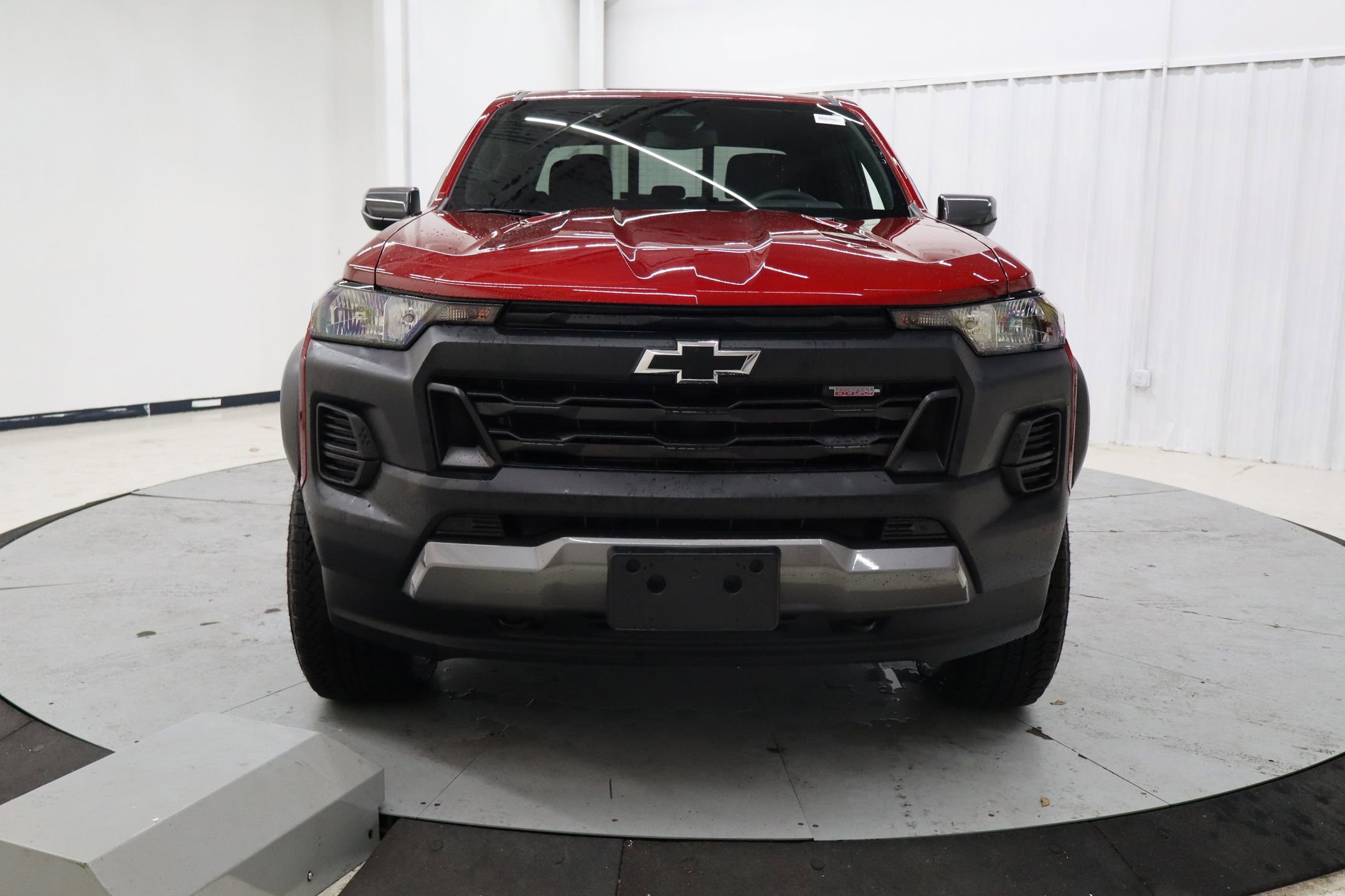 Used 2025 Chevrolet Colorado Trail Boss image 11