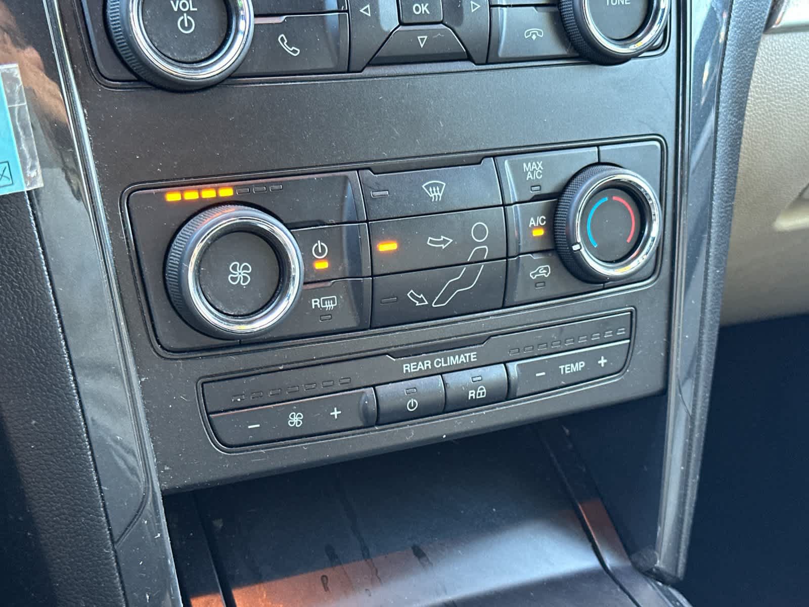 Used 2018 Ford Explorer FWD image 22