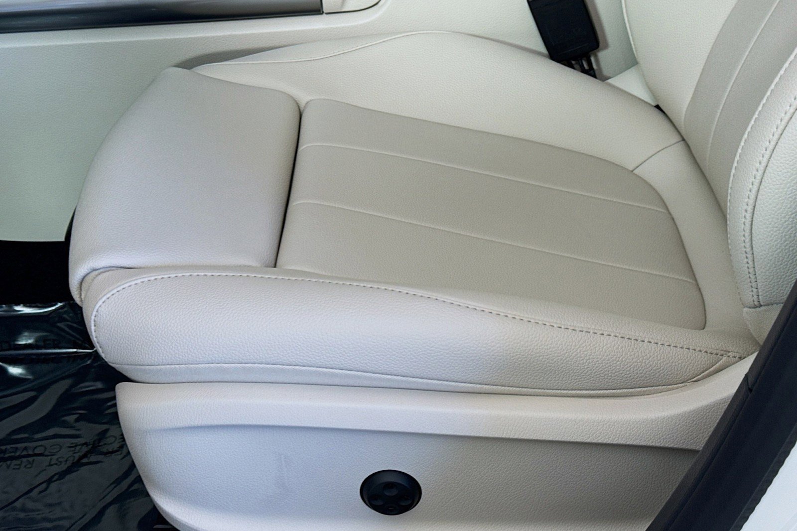 New 2025 Mercedes-Benz GLA 250 image 17