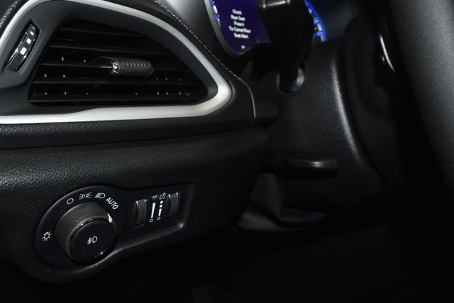 New 2026 Chrysler Pacifica Select image 25