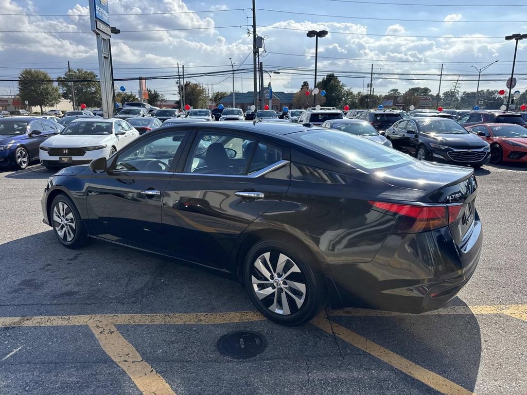 Used 2019 Nissan Altima 2.5 S image 6