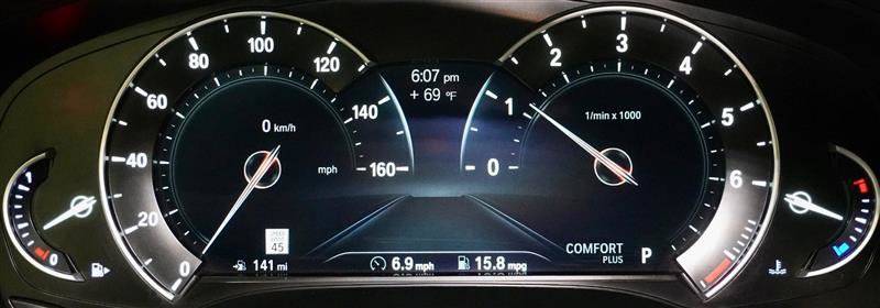 Used 2018 BMW 540i xDrive image 13