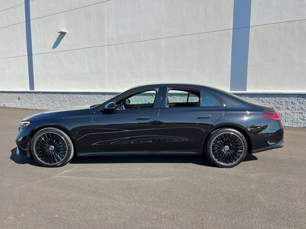 New 2027 Mercedes-Benz E 450 4MATIC Sedan image 4