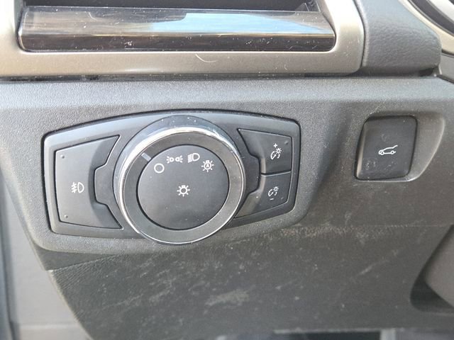 Used 2016 Ford Fusion SE w/ Equipment Group 202A image 11