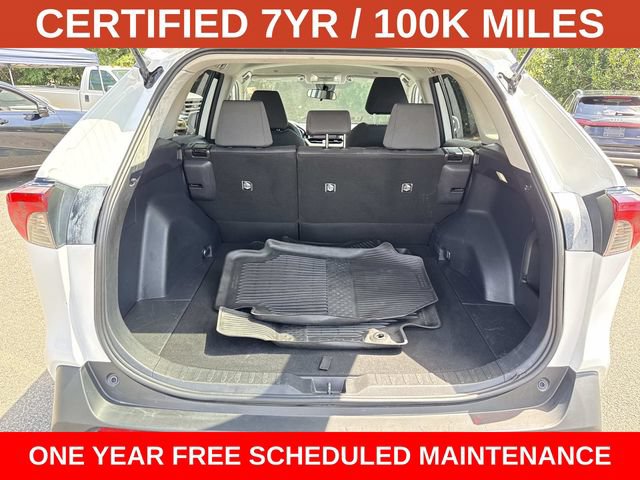 Used 2025 Toyota RAV4 XLE AWD/4WD image 12